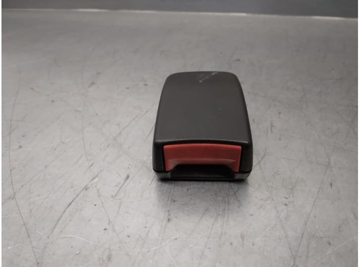 Recambio de enganche cinturon delantero izquierdo para ford ka (rb_) 1.3 i rocam referencia OEM IAM 97KBB61208AB DELANTERO IZQUI