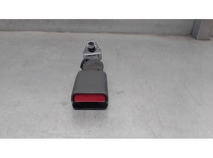 Recambio de enganche cinturon trasero izquierdo para citroën c1 ii (pa_, ps_) 1.0 vti 72 referencia OEM IAM 3091046I0AA TRASER I