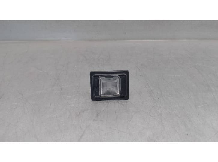 Recambio de piloto matricula para mercedes-benz vito tourer (w447) 116 cdi (447.701, 447.703, 447.705) referencia OEM IAM A00090