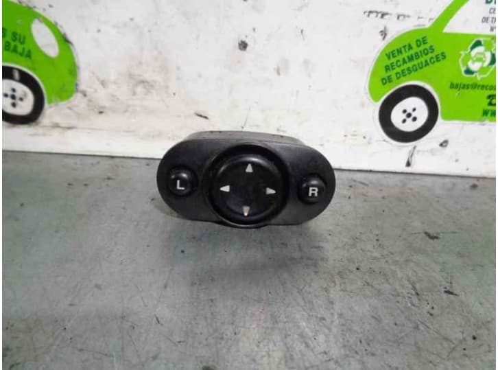 Recambio de mando retrovisor para chrysler pt cruiser (pt_) 1.6 referencia OEM IAM 04608505AD