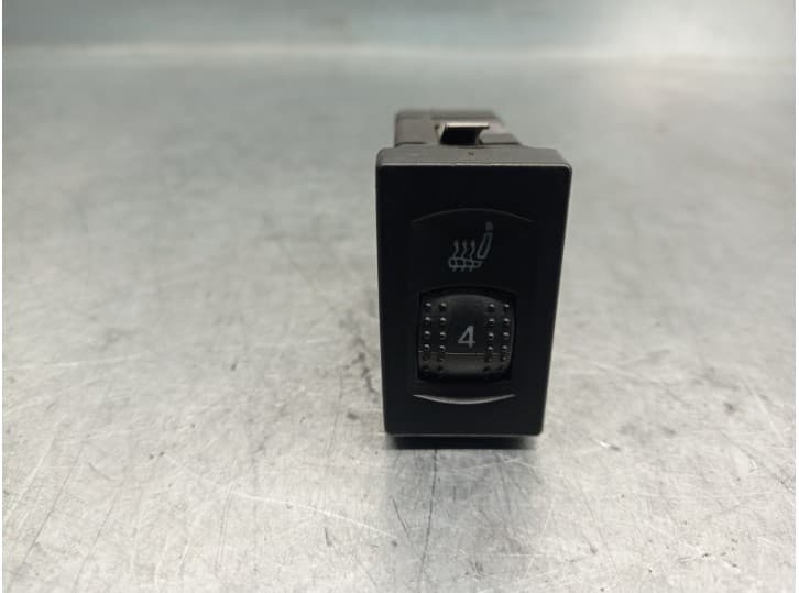 Recambio de interruptor para volkswagen passat b5.5 variant (3b6) 1.9 tdi referencia OEM IAM 3B0963563C CALEFACTOR