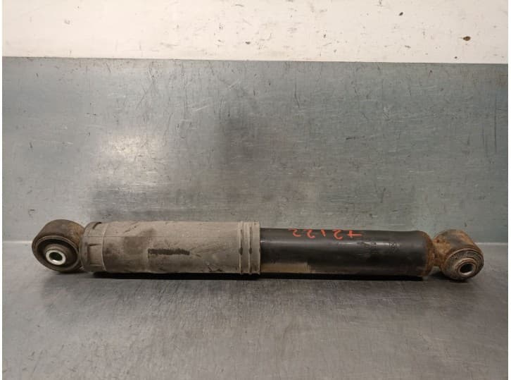 Recambio de amortiguador trasero derecho para ford ka (ru8) 1.3 tdci referencia OEM IAM 50710807 1672372 GB48068 COFAP