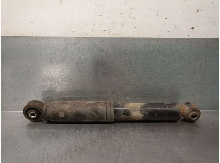 Recambio de amortiguador trasero izquierdo para ford ka (ru8) 1.3 tdci referencia OEM IAM 50710807 1672372 GB48068 COFAP