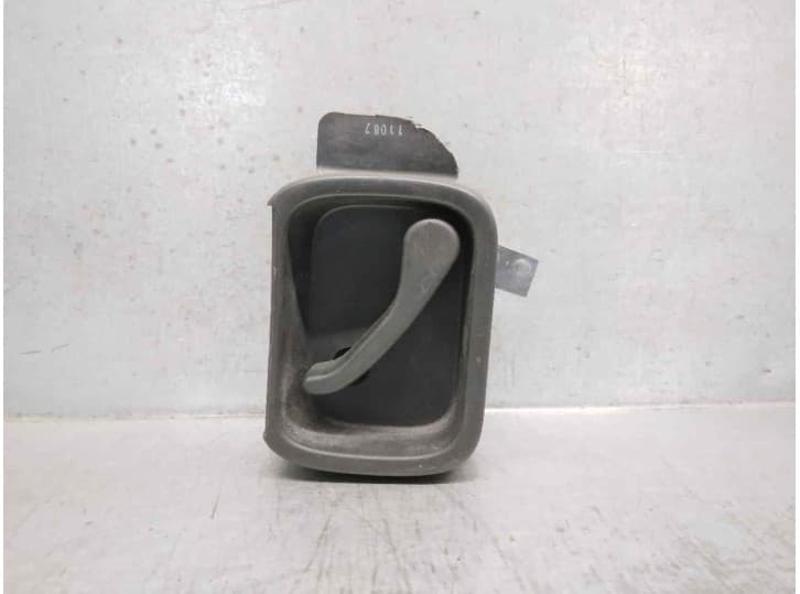 Recambio de maneta interior trasera derecha para volkswagen caddy iv furgoneta/monovolumen (saa, sah) 2.0 tdi referencia OEM IAM