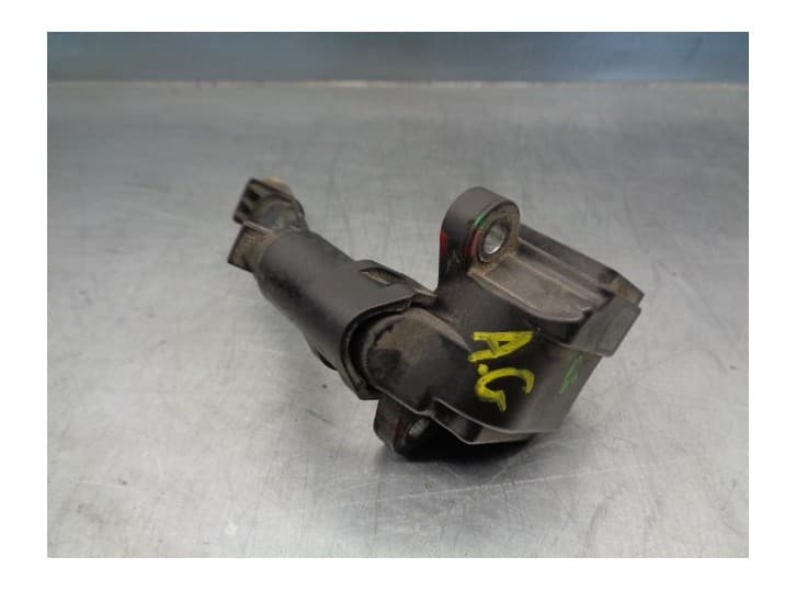 Recambio de bobina encendido para mercedes-benz clase c (w205) lim. 2.0 cgi cat referencia OEM IAM A2749061400 DELPHI