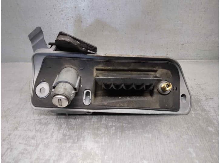 Recambio de maneta exterior porton para volkswagen caddy iv furgoneta/monovolumen (saa, sah) 2.0 tdi referencia OEM IAM 2K082756