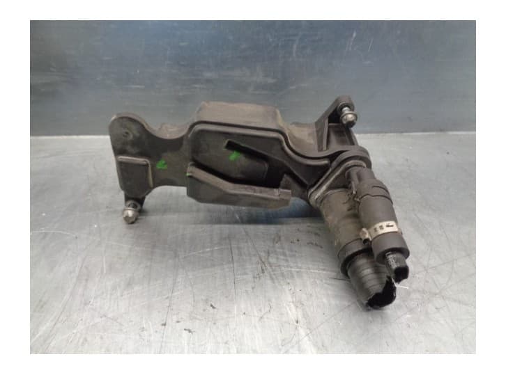 Recambio de tubo para mercedes-benz clase c (w205) lim. 2.0 cgi cat referencia OEM IAM A2700105401 70528500 MAHLE