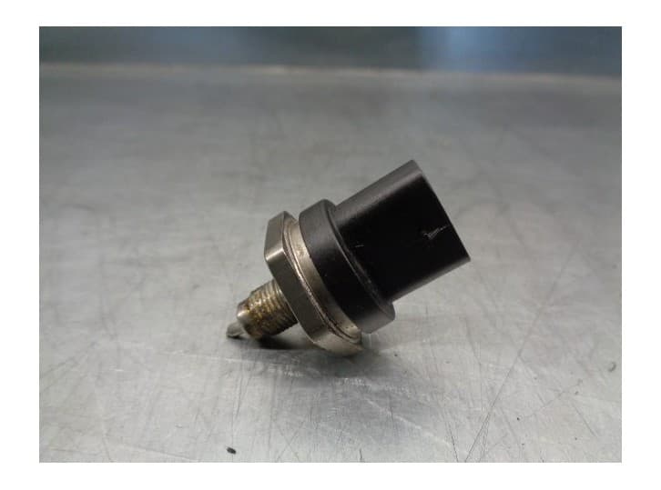 Recambio de sensor para mercedes-benz clase c (w205) lim. 2.0 cgi cat referencia OEM IAM A2781530728 0261545102 BOSCH