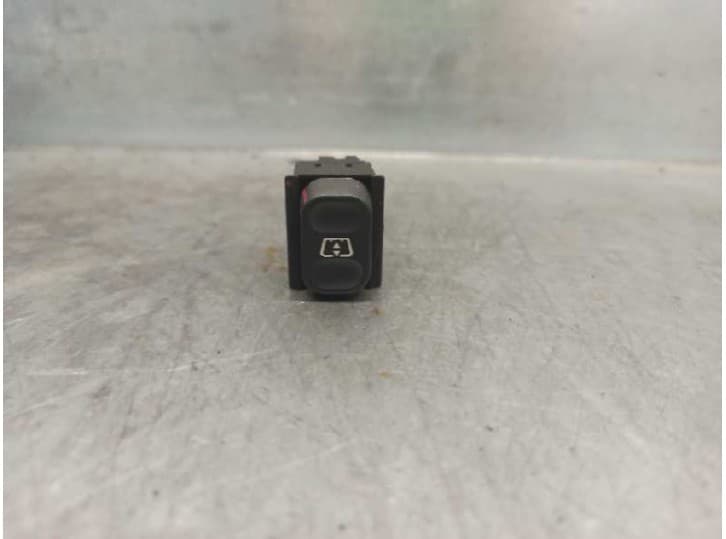 Recambio de mando elevalunas trasero derecho para lancia zeta (22_) 2.1 td (220aj5) referencia OEM IAM 9617287669 POSTERIOR