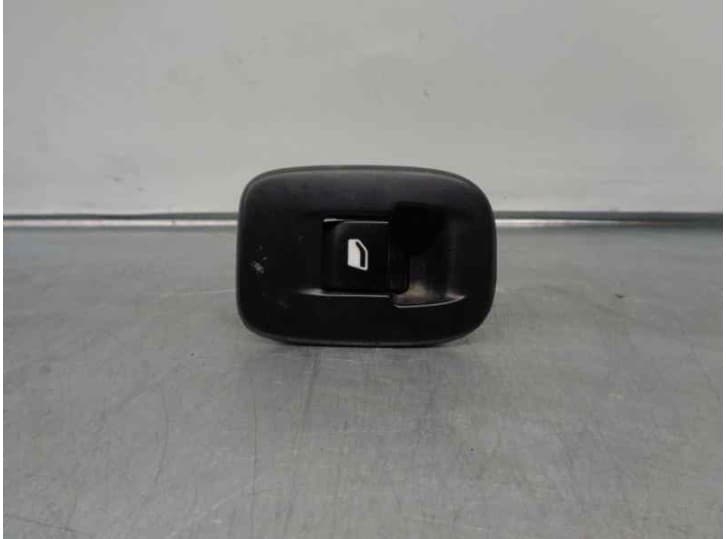 Recambio de mando elevalunas trasero izquierdo para peugeot 208 i (ca_, cc_) 1.6 bluehdi 100 referencia OEM IAM 96751119ZD
