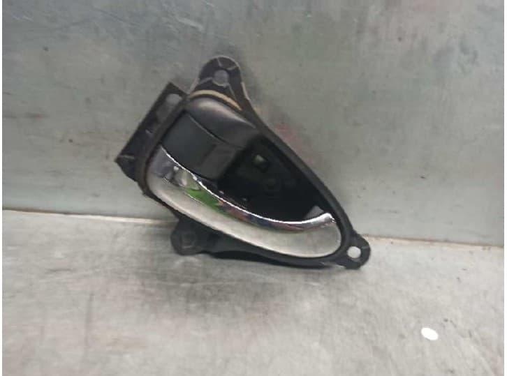 Recambio de maneta interior trasera izquierda para toyota rav 4 iii (_a3_) 2.2 d 4wd (ala30_) referencia OEM IAM 6920533090B0