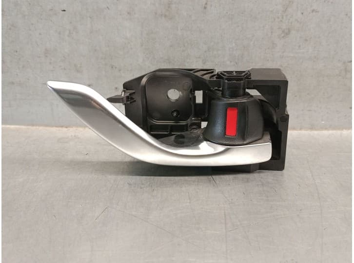 Recambio de maneta interior trasera derecha para mazda cx-5 (kf) 2.0 skyactiv-g referencia OEM IAM KD53T8314 KB7W73973