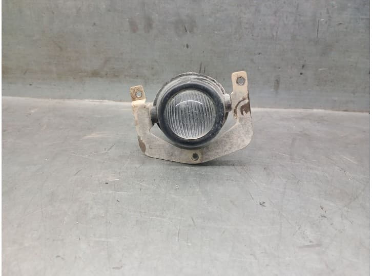 Recambio de faro antiniebla izquierdo para santana 300/350 1.6 hdi 4x4 referencia OEM IAM 1NL008090 1NL008090