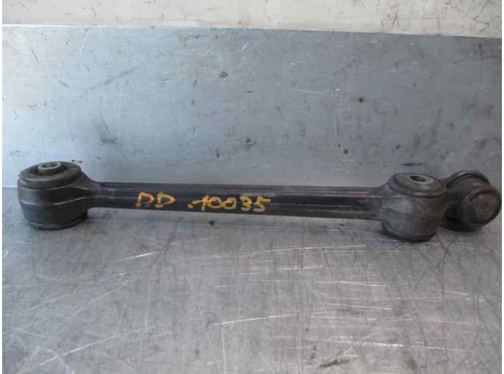 Recambio de brazo suspension inferior delantero derecho para volkswagen polo ii (86c, 80) 1.3 cat referencia OEM IAM 861407151B