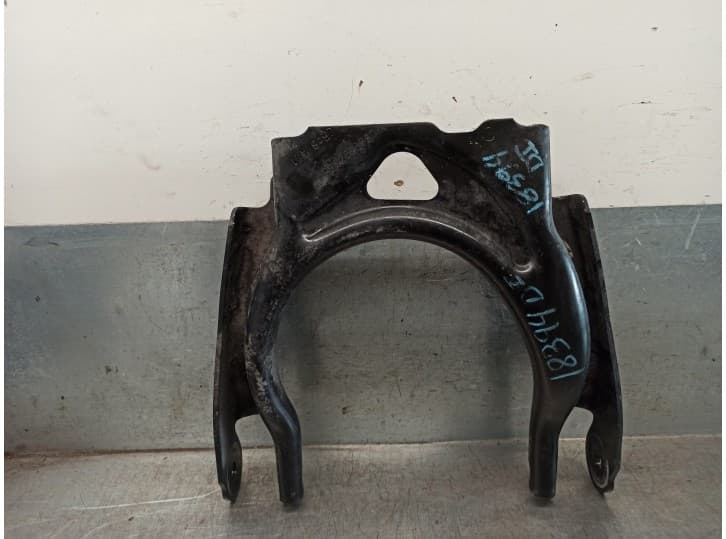 Recambio de brazo suspension superior delantero izquierdo para citroën c5 iii (rd_) 2.0 hdi (rdrhda) referencia OEM IAM 96825952