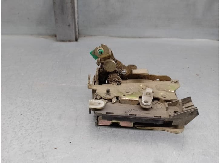 Recambio de cerradura puerta delantera derecha para renault 19 i chamade (l53_) 1.4 referencia OEM IAM 7701031778 4 PUERTAS