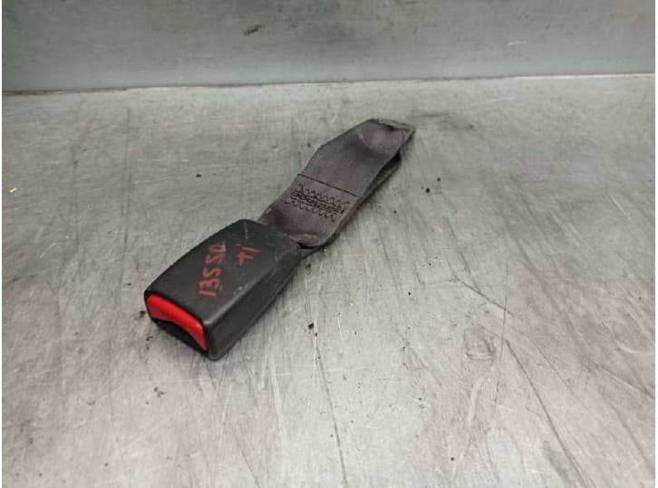 Recambio de enganche cinturon trasero izquierdo para mazda 323 f vi hatchback (bj) 1.6 (bj10m) referencia OEM IAM BJ3D57790D66 B