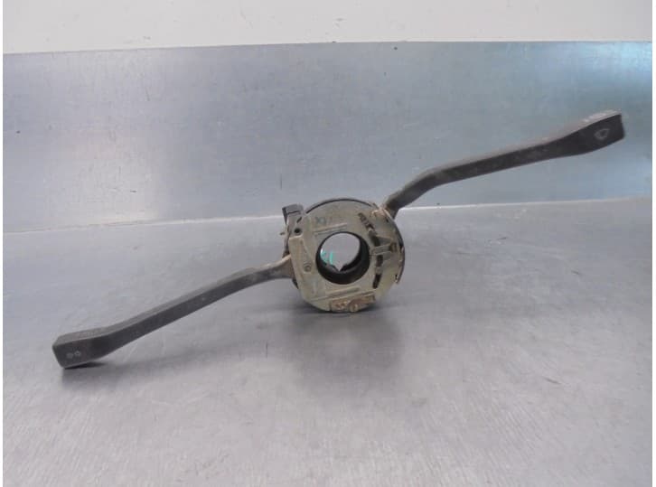 Recambio de mando luces para volkswagen polo classic (86c, 80) 1.3 cat referencia OEM IAM 321953513 321953503F