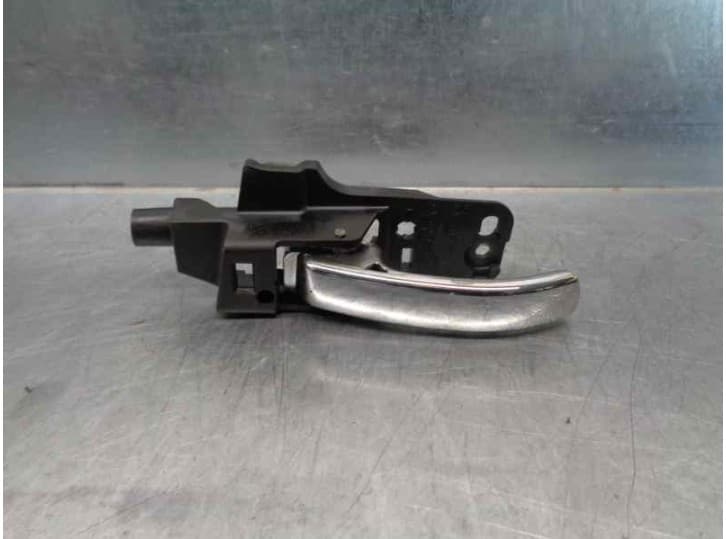 Recambio de maneta interior delantera derecha para chrysler sebring (js) 2.0 crd referencia OEM IAM 1FV24TRMAA