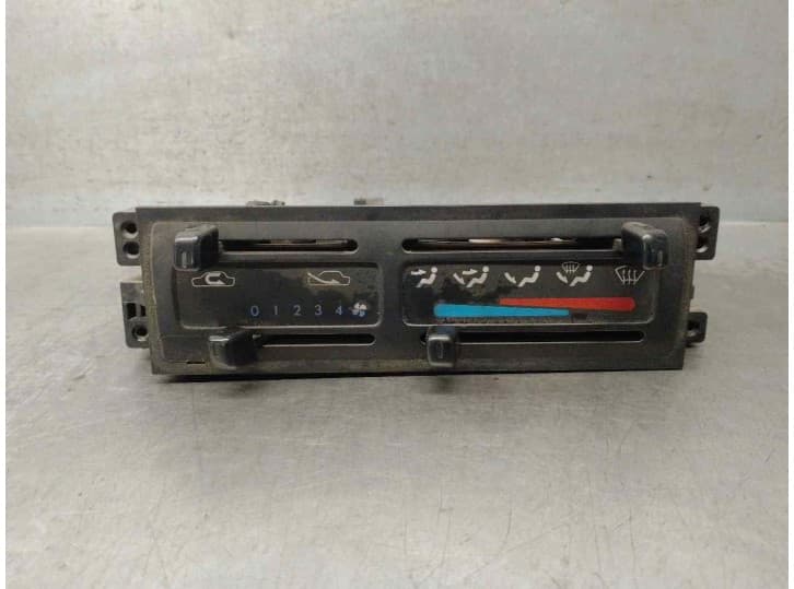 Recambio de mando calefaccion / aire acondicionado para nissan vanette cargo furgoneta (hc 23) 2.3 d referencia OEM IAM 275008C8