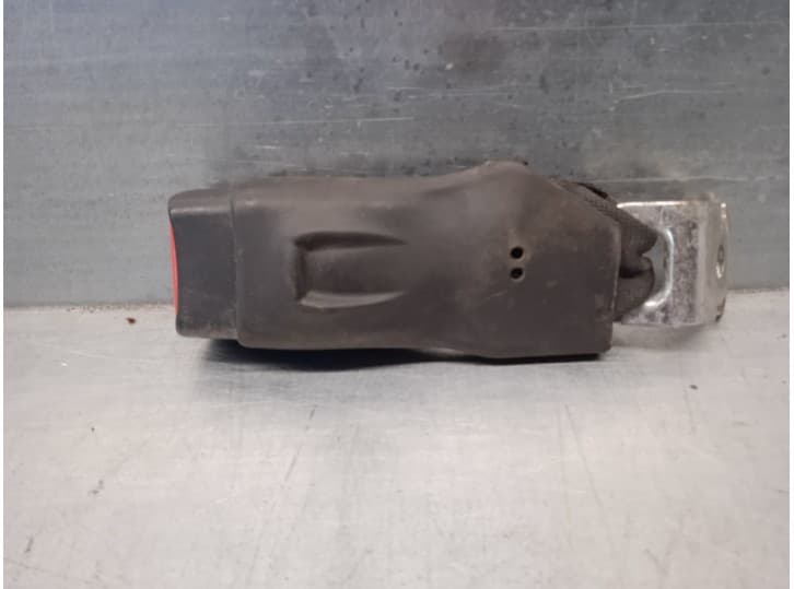 Recambio de enganche cinturon trasero izquierdo para subaru forester (sg_) 2.0 x awd (sg5) referencia OEM IAM 64680SA070ML