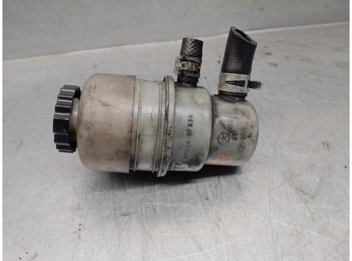 Recambio de deposito servo para jeep compass (mk49) 2.0 crd 4x4 referencia OEM IAM 5105338AB