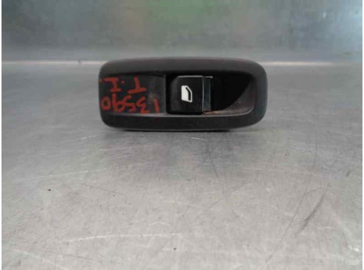 Recambio de mando elevalunas trasero izquierdo para citroën c4 grand picasso ii (da_, de_) 2.0 bluehdi 150 referencia OEM IAM 96