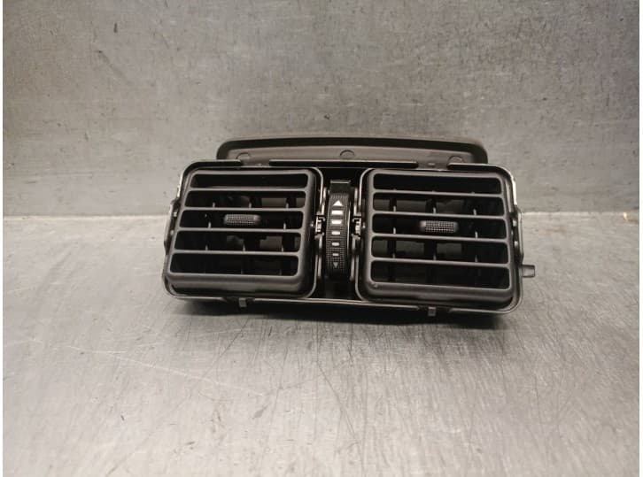 Recambio de aireador para toyota rav 4 v (_a5_, _h5_) 2.5 hybrid awd (axah54) referencia OEM IAM 5886048050 5886048050C2