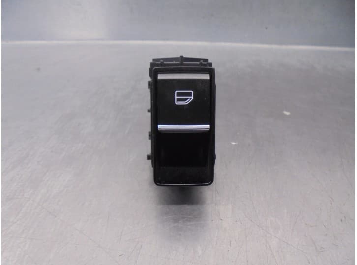 Recambio de mando elevalunas delantero derecho para mazda 3 hatchback (bp) 2.0 skyactiv-g m hybrid referencia OEM IAM BDGF66370
