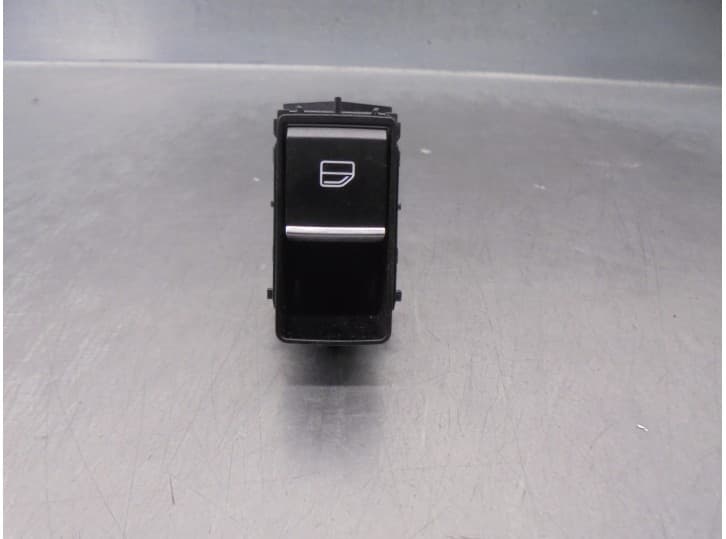 Recambio de mando elevalunas trasero derecho para mazda 3 hatchback (bp) 2.0 skyactiv-g m hybrid referencia OEM IAM BDGF66370