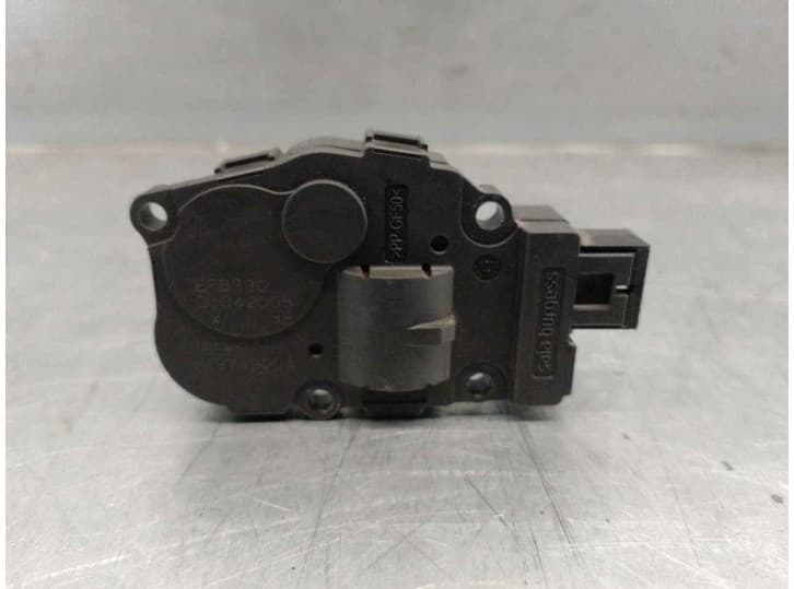 Recambio de motor apertura trampillas climatizador para mercedes-benz clase s (w221, v221) s 320 cdi 4-matic (221.080, 221.180)