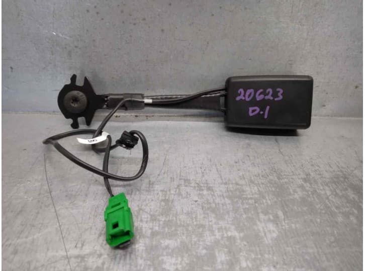 Recambio de enganche cinturon delantero izquierdo para dacia sandero iii 1.0 tce 90 referencia OEM IAM 878170648R DELANTERO IZQU