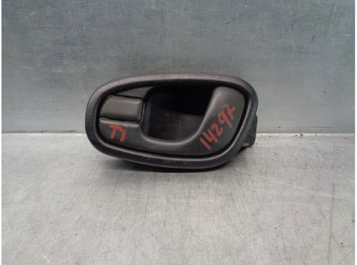 Recambio de maneta interior trasera izquierda para daewoo lanos sedán (klat) 1.5 referencia OEM IAM 96304018