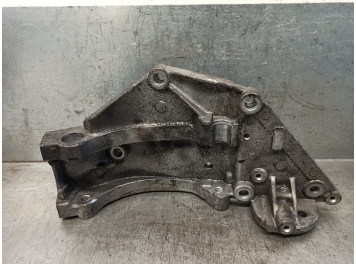 Recambio de soporte alternador para peugeot 307 (3a/c) 2.0 hdi 135 referencia OEM IAM 9650034280