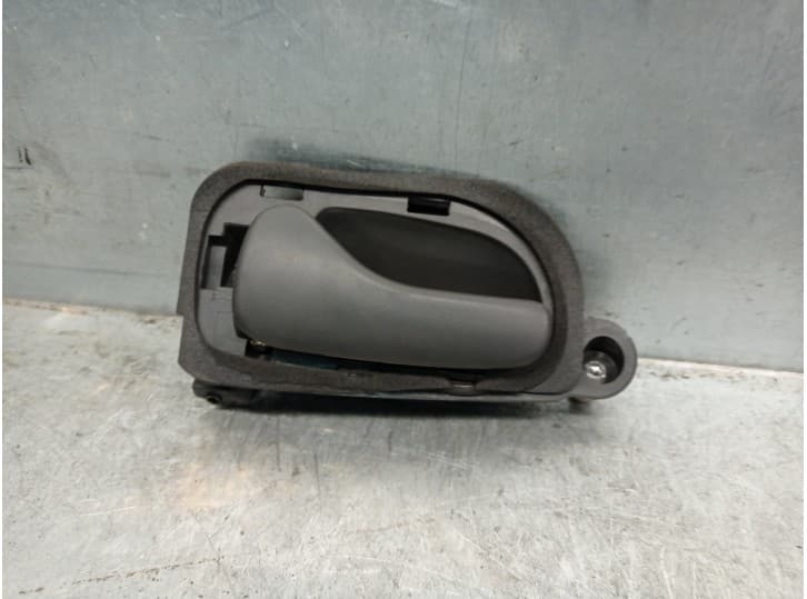Recambio de maneta interior trasera izquierda para renault safrane ii (b54_) 2.2 dt (b54g) referencia OEM IAM 7700816564