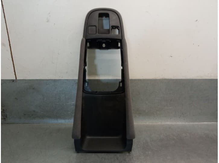 Recambio de consola central para honda jazz v (gr_, gs_) 1.5 ehev (gr3, gr6) referencia OEM IAM 83430TZAJ0 LEB8