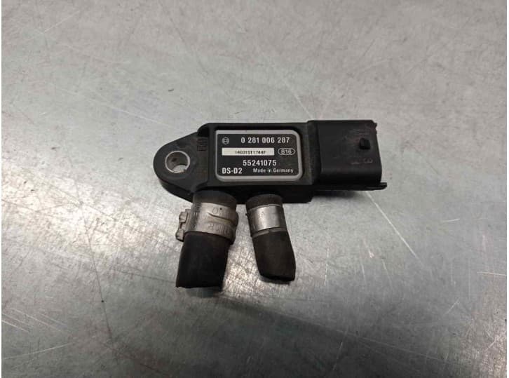 Recambio de sensor presion para iveco daily v furgoneta 29s13, 29l13, 35c13, 35s13, 40c13, 40s13 referencia OEM IAM 55241075 028