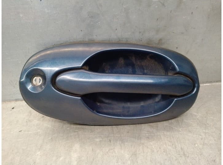 Recambio de maneta exterior delantera izquierda para kia carnival ii (gq) 2.9 crdi referencia OEM IAM K53A59410 5 PUERTA S
