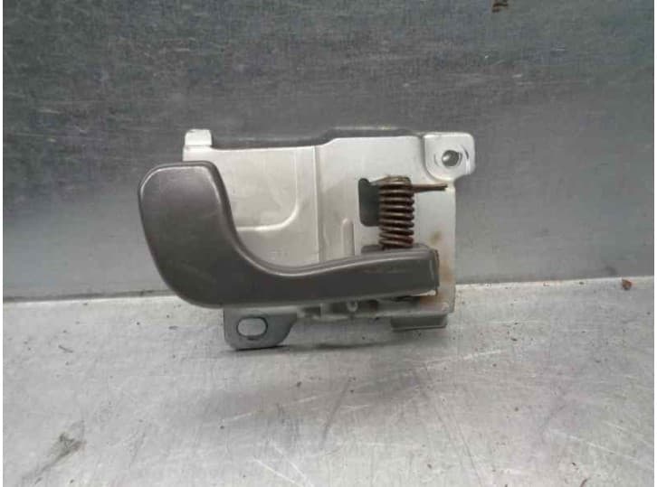 Recambio de maneta interior trasera derecha para mitsubishi space wagon (n3_w, n4_w) 2.0 (n33w) referencia OEM IAM MB517462