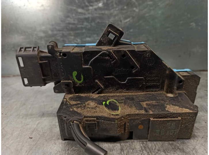 Recambio de cerradura puerta trasera izquierda para citroën c4 i sedán 1.6 hdi referencia OEM IAM 24090816 6 PINES 5 PUERTAS