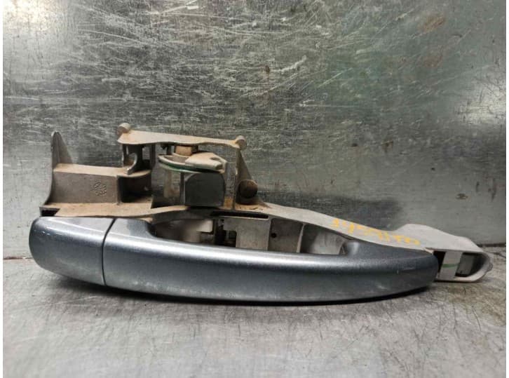 Recambio de maneta exterior trasera derecha para citroën c4 i sedán 1.6 hdi referencia OEM IAM 9680168580