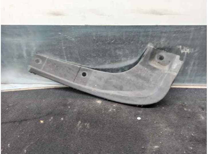 Recambio de faldon trasero para toyota prius liftback (_w2_) 1.5 hybrid (nhw20_) referencia OEM IAM 5259147010 DERECHO