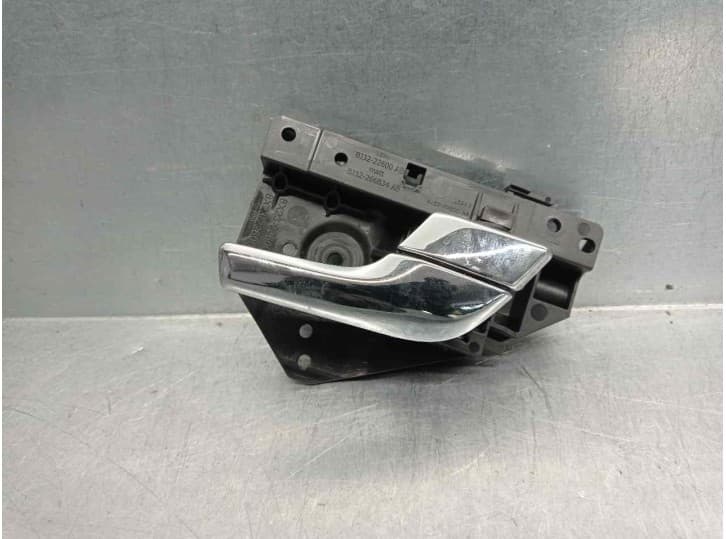 Recambio de maneta interior delantera derecha para jaguar xf i (x250) 2.2 d referencia OEM IAM 8X2322600AE 4 PUERTAS