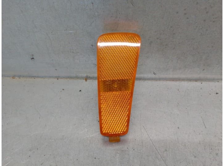 Recambio de piloto delantero izquierdo para chevrolet hhr 2.4 referencia OEM IAM 15875482