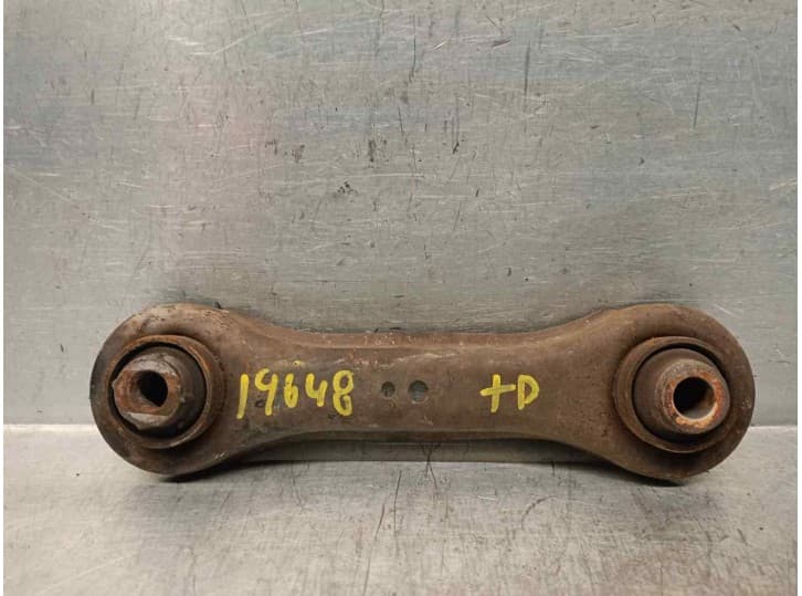 Recambio de brazo suspension inferior trasero derecho para mitsubishi outlander ii (cw_w) 2.0 di-d (cw8w) referencia OEM IAM 411