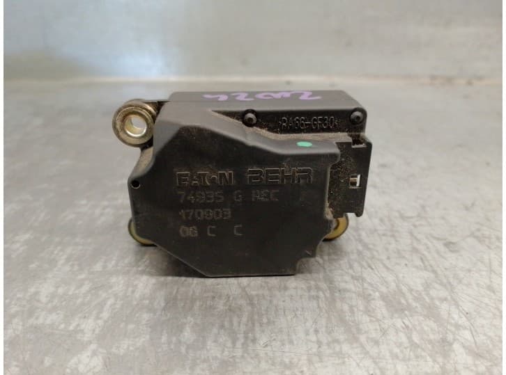 Recambio de motor apertura trampillas climatizador para volvo xc90 i (275) d5 awd referencia OEM IAM 74935G BEHR