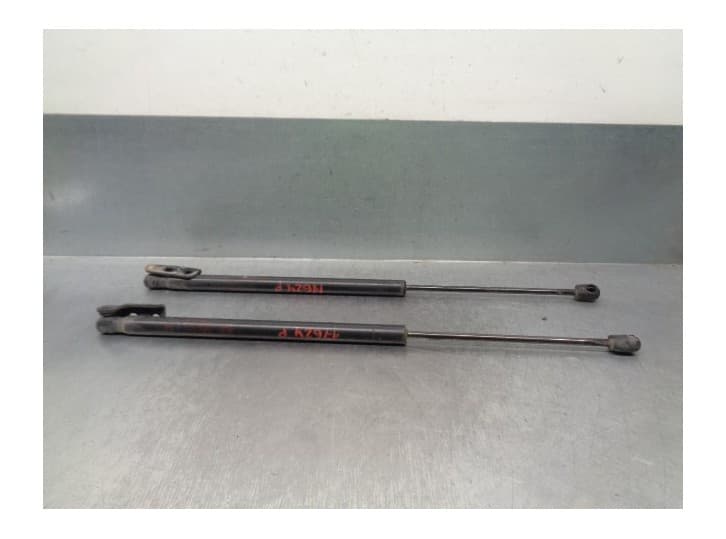 Recambio de amortiguadores maletero / porton para kia sorento i (jc) 2.5 crdi referencia OEM IAM 817713E020