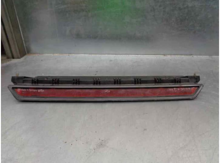Recambio de luz central de freno para volkswagen passat b5 variant (3b5) 1.9 tdi referencia OEM IAM 3B9945097A