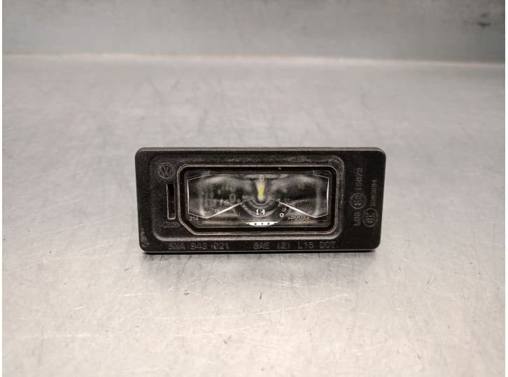 Recambio de piloto matricula para audi a3 sportback (8ya, 8yf) 35 tfsi mild hybrid referencia OEM IAM 5NA943021 5NA943021