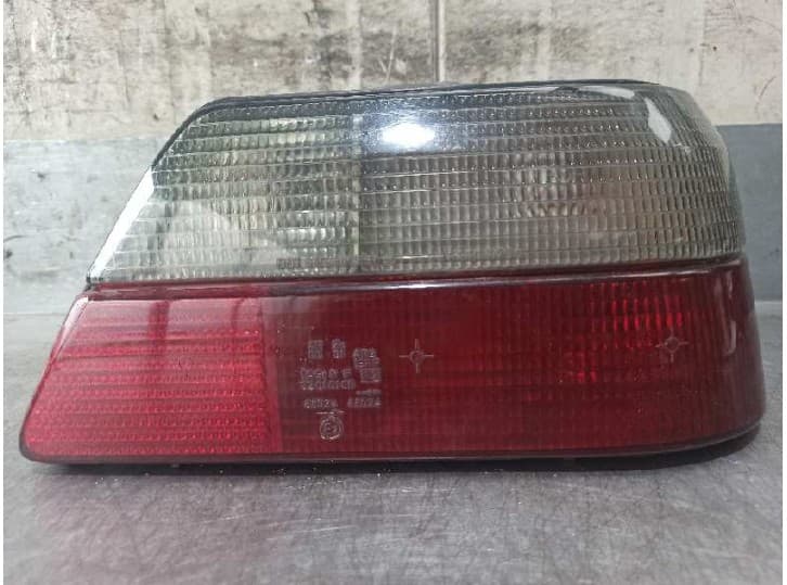Recambio de piloto trasero derecho para peugeot 605 (6b) 2.1 turbo diesel referencia OEM IAM 4 PUERTAS